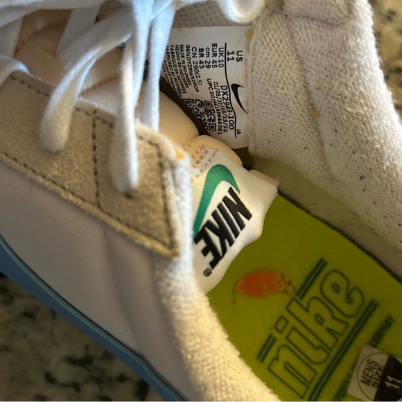 Nike Waffle Debut - Picture 7 of 9